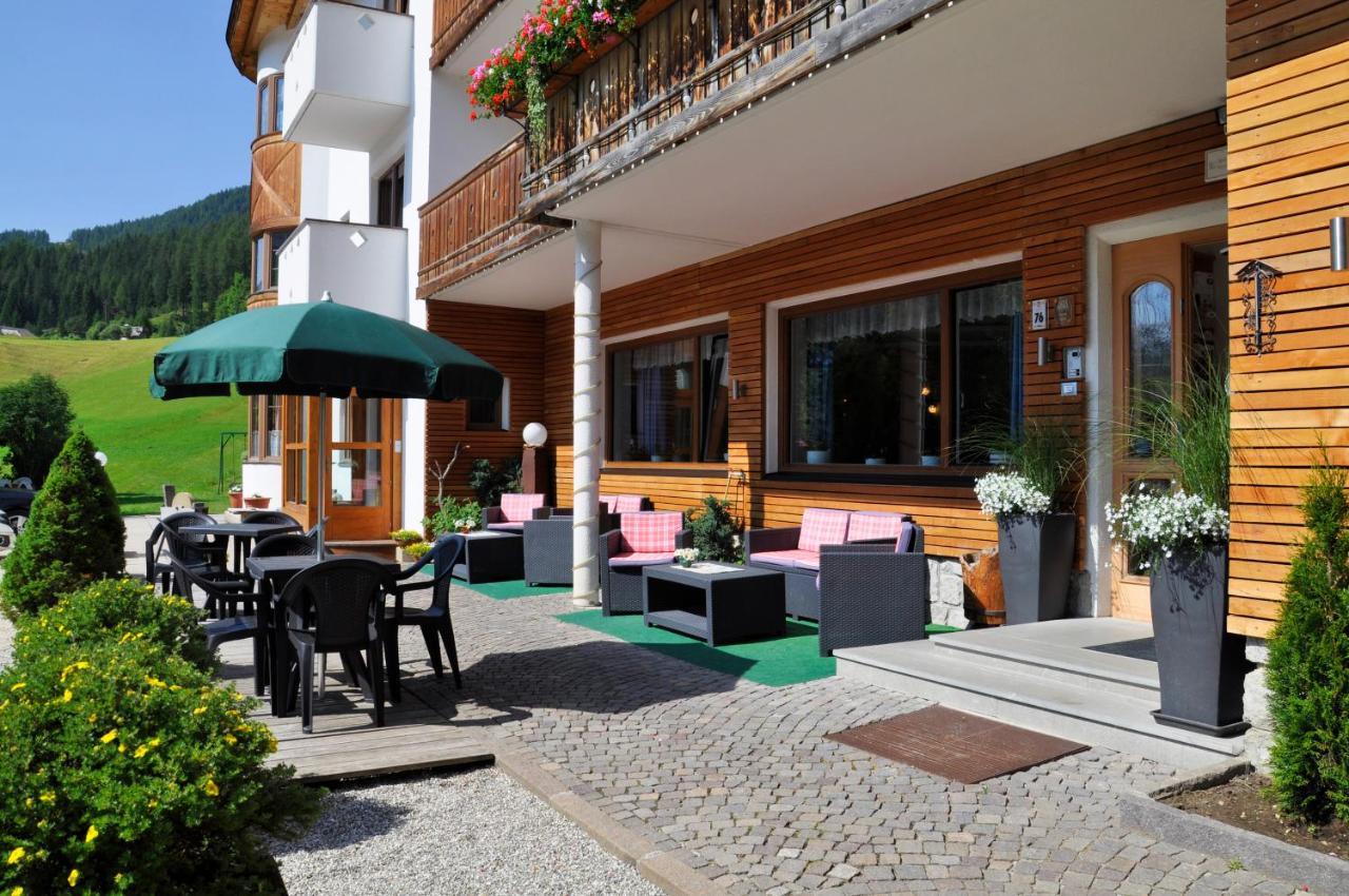 Guesthouse Rungg Бадия Екстериор снимка