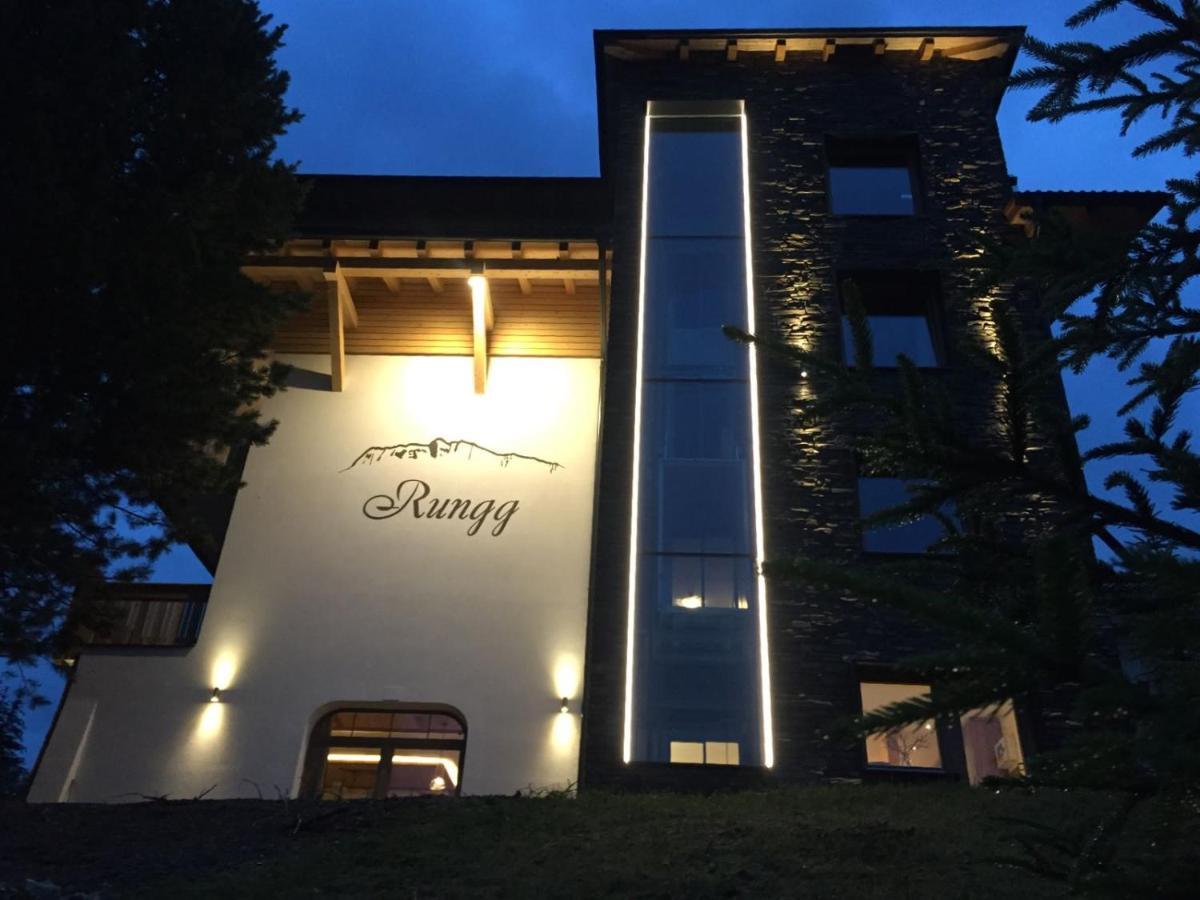 Guesthouse Rungg Бадия Екстериор снимка