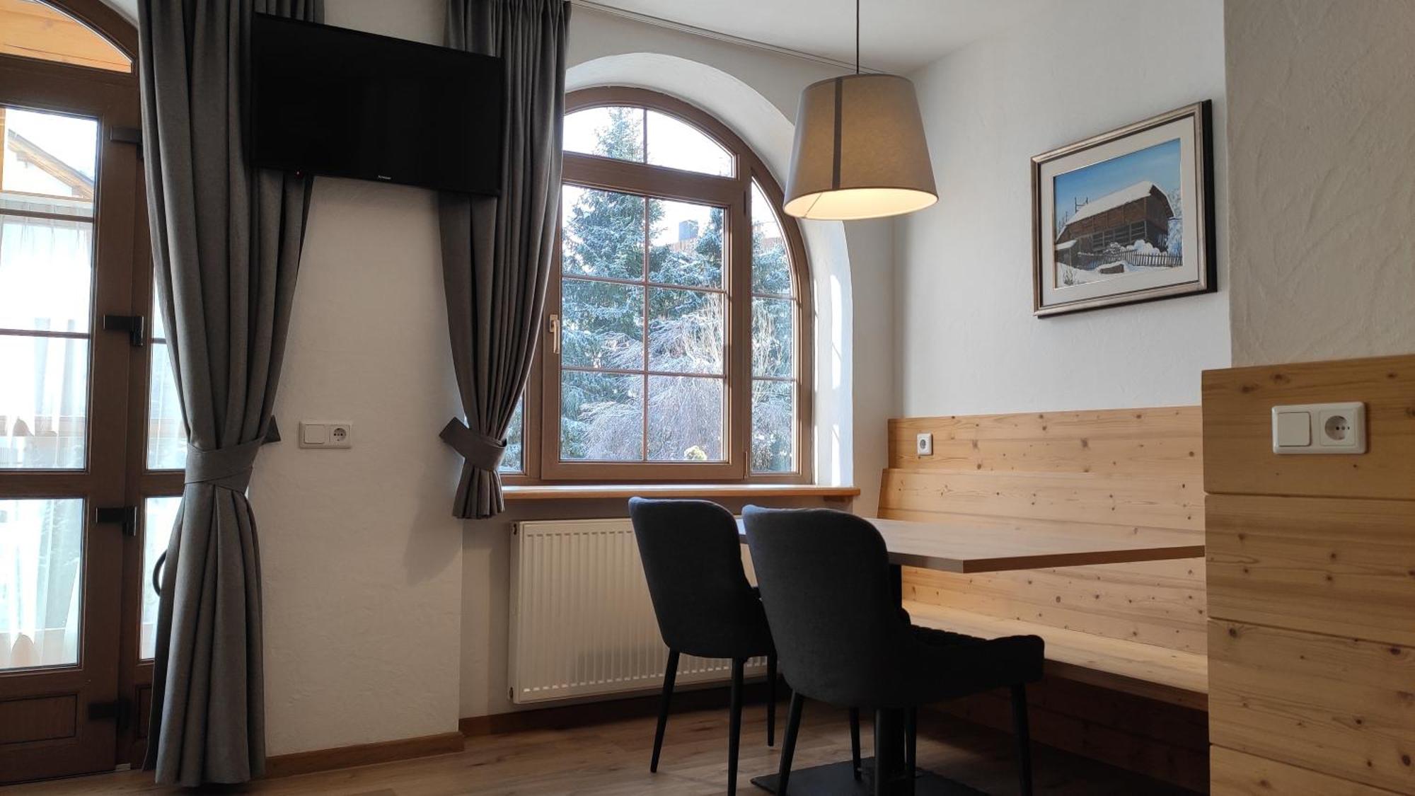 Guesthouse Rungg Бадия Екстериор снимка