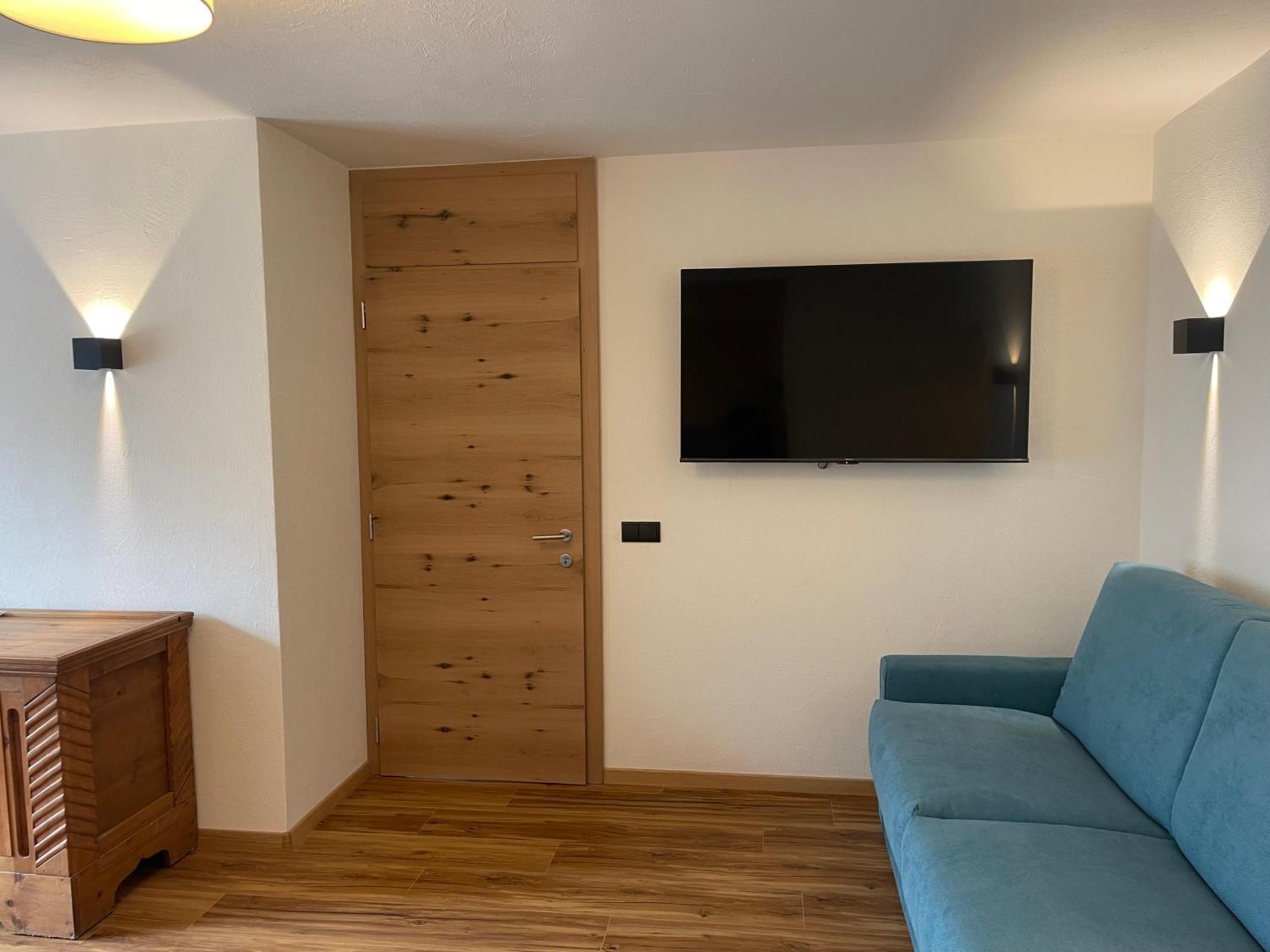 Guesthouse Rungg Бадия Екстериор снимка